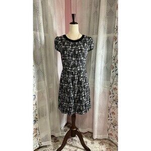 Kensie Fit and Flare Dress with Cap Sleeve Size S